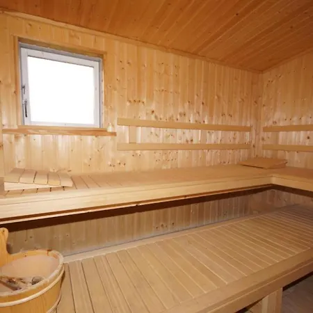 5 Personen Mit Sauna, Kanu Und Herrlichem Seeblick In