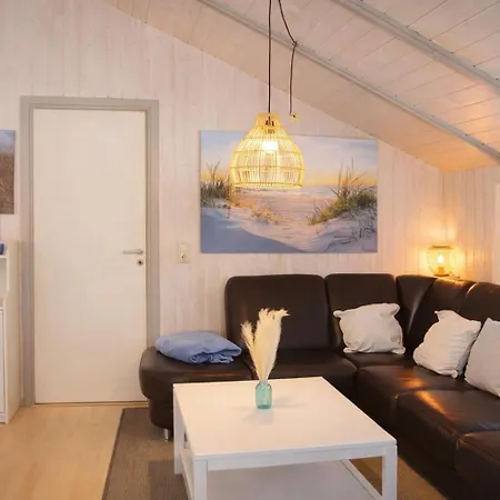 5 Personen Mit Sauna, Kanu Und Herrlichem Seeblick In