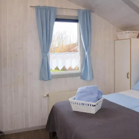 5 Personen Mit Sauna, Kanu Und Herrlichem Seeblick In Дом отдыха Оттерндорф