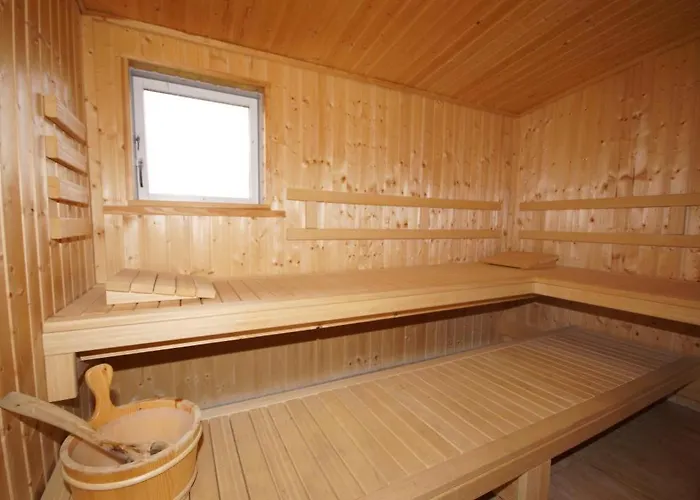 5 Personen Mit Sauna, Kanu Und Herrlichem Seeblick In