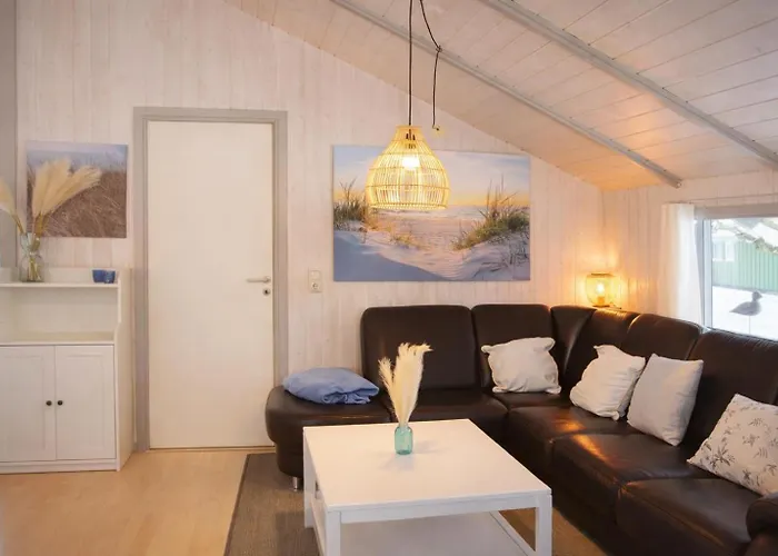 5 Personen Mit Sauna, Kanu Und Herrlichem Seeblick In
