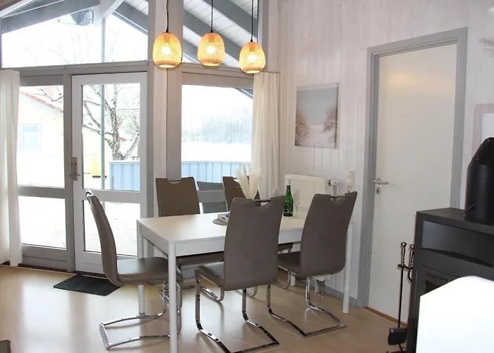 5 Personen Mit Sauna, Kanu Und Herrlichem Seeblick In Otterndorf