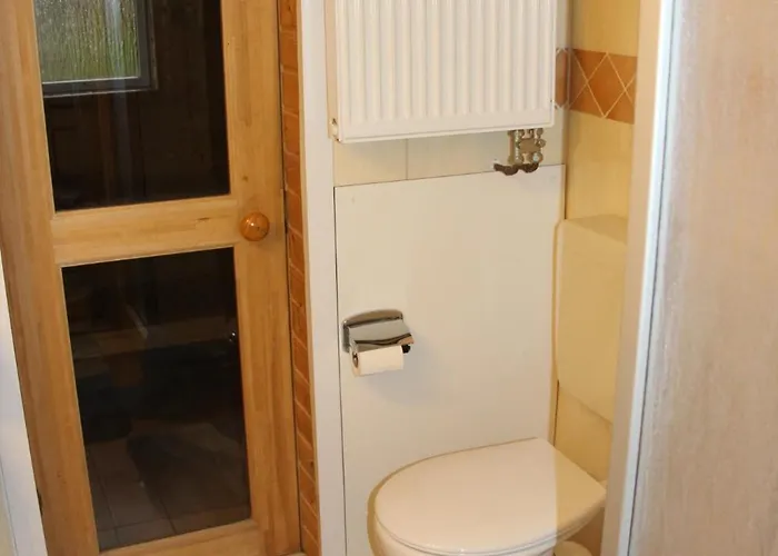 5 Personen Mit Sauna, Kanu Und Herrlichem Seeblick In * Otterndorf